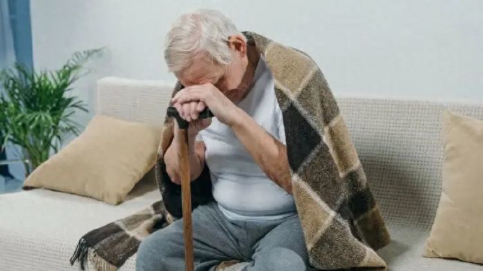 跨越年龄界限：探讨老年人再就业的社会意义与个人价值