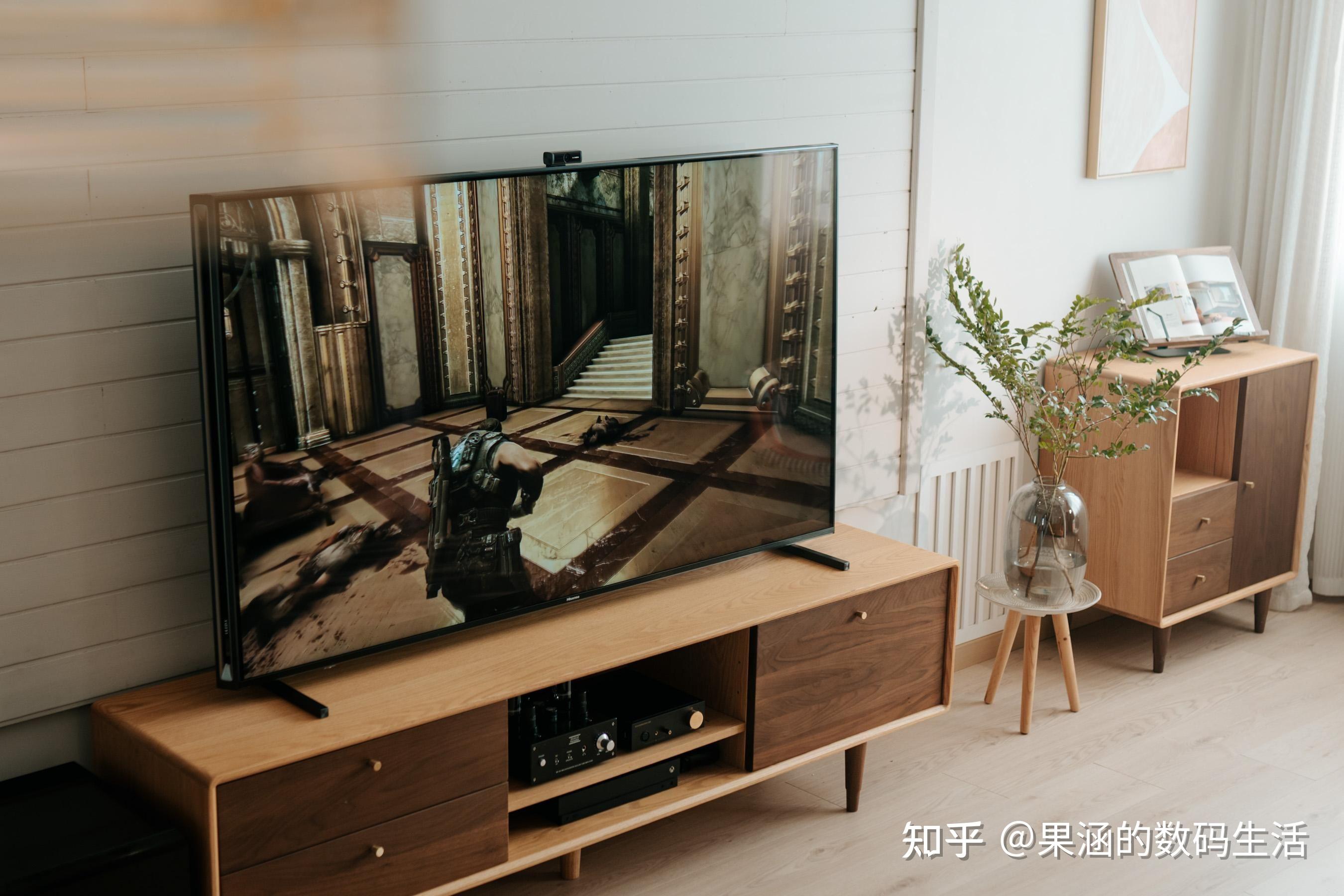 海信U8H震撼首发：8K与144Hz完美融合的新一代显示标杆 (海信u8e刺眼)