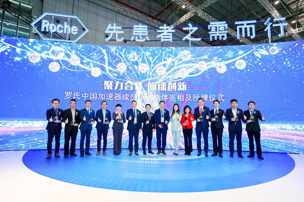 新品来袭！罗技MX Master 4S鼠标引领办公与游戏新潮流 (罗zoom)